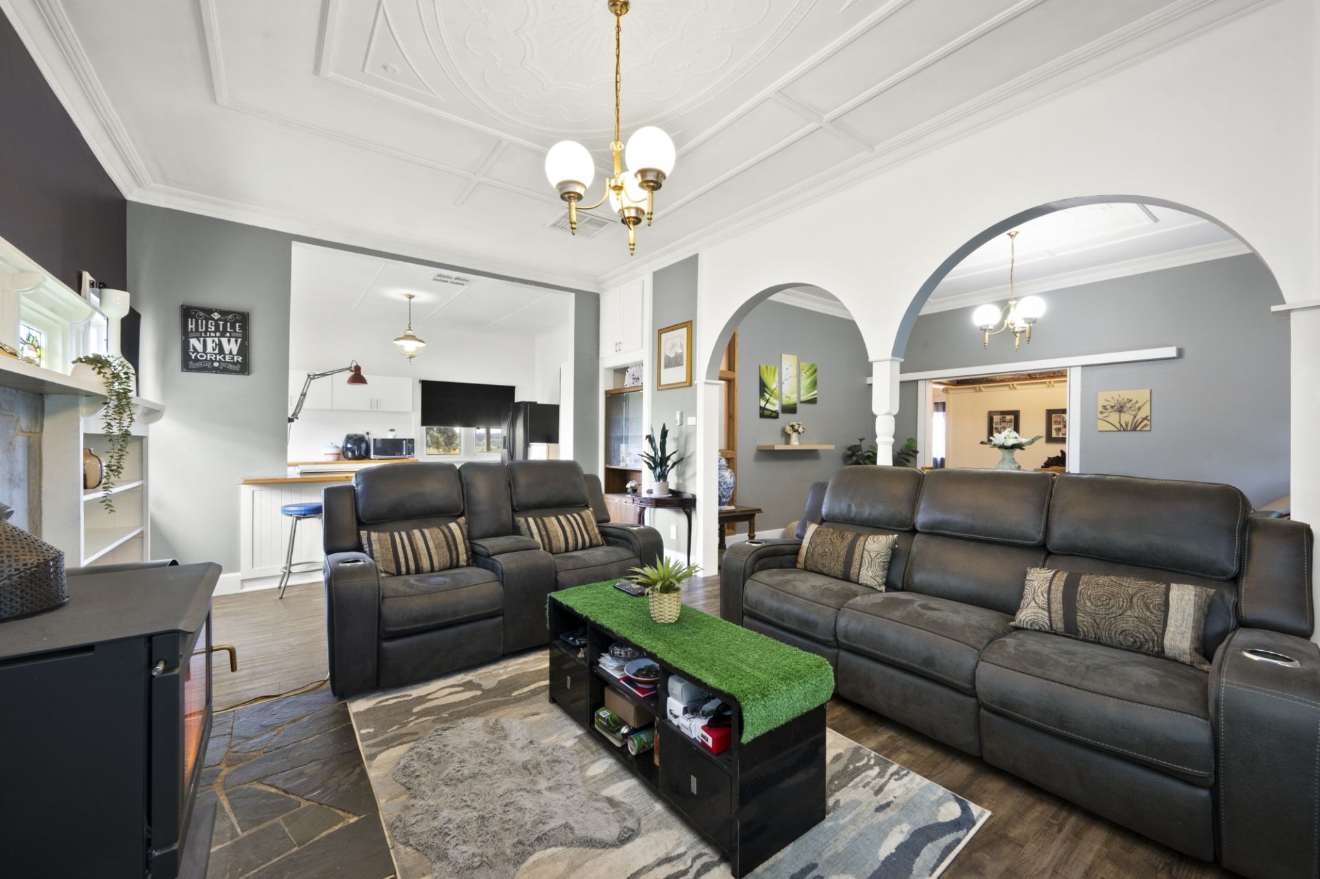 40 Majorca-Rodborough Road, Majorca - Thumbnail 4