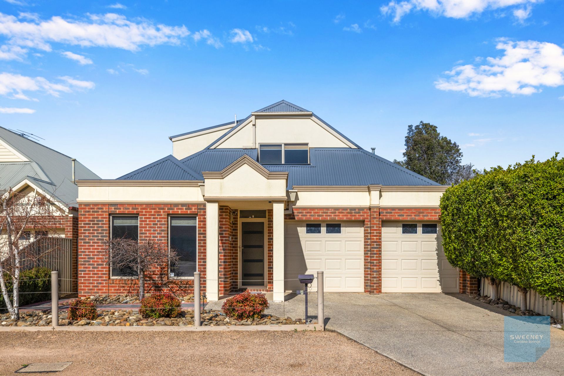 4 Brinton Lane, Caroline Springs - Thumbnail 2