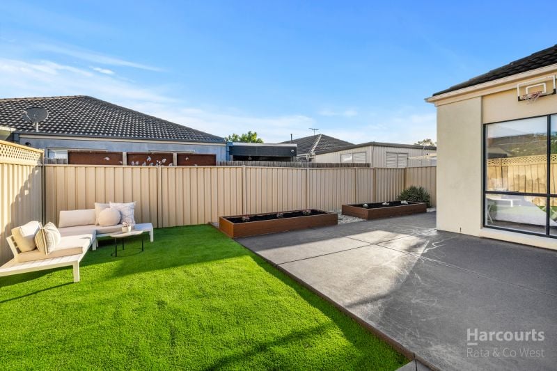 5 Kings Domain, Caroline Springs