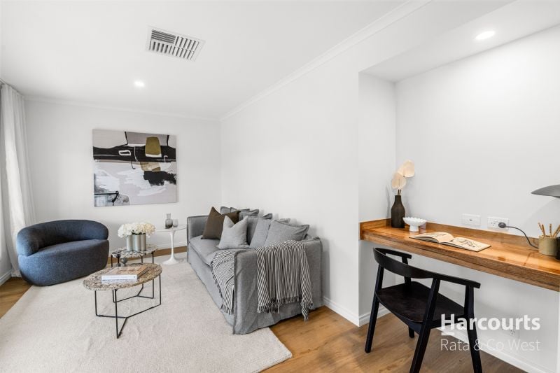 9 Northampton Crescent, Caroline Springs