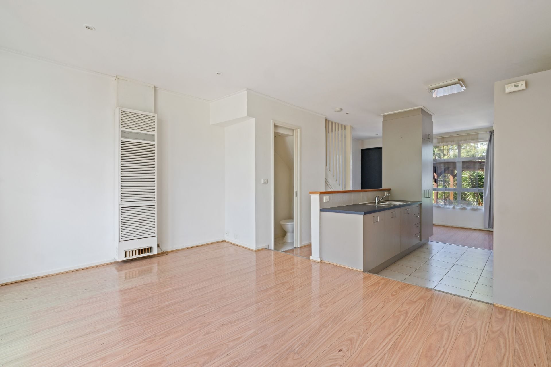 Simplicity, Comfort & Convenience in a Prime Location