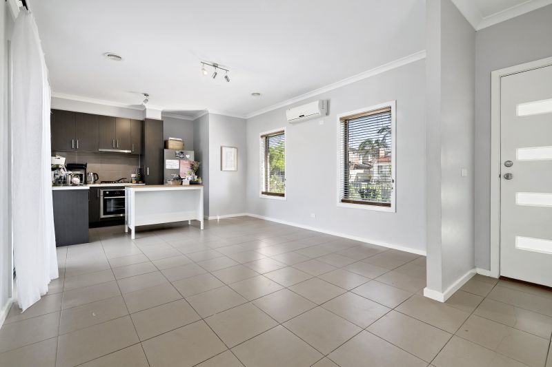 1/27 Travers Street, Thomastown
