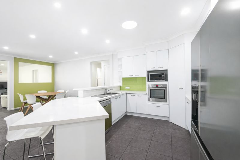 10 Seawind Road, Coomera Waters - Thumbnail 5