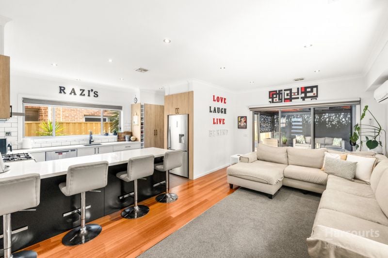 12 Chelsworth Place, Caroline Springs