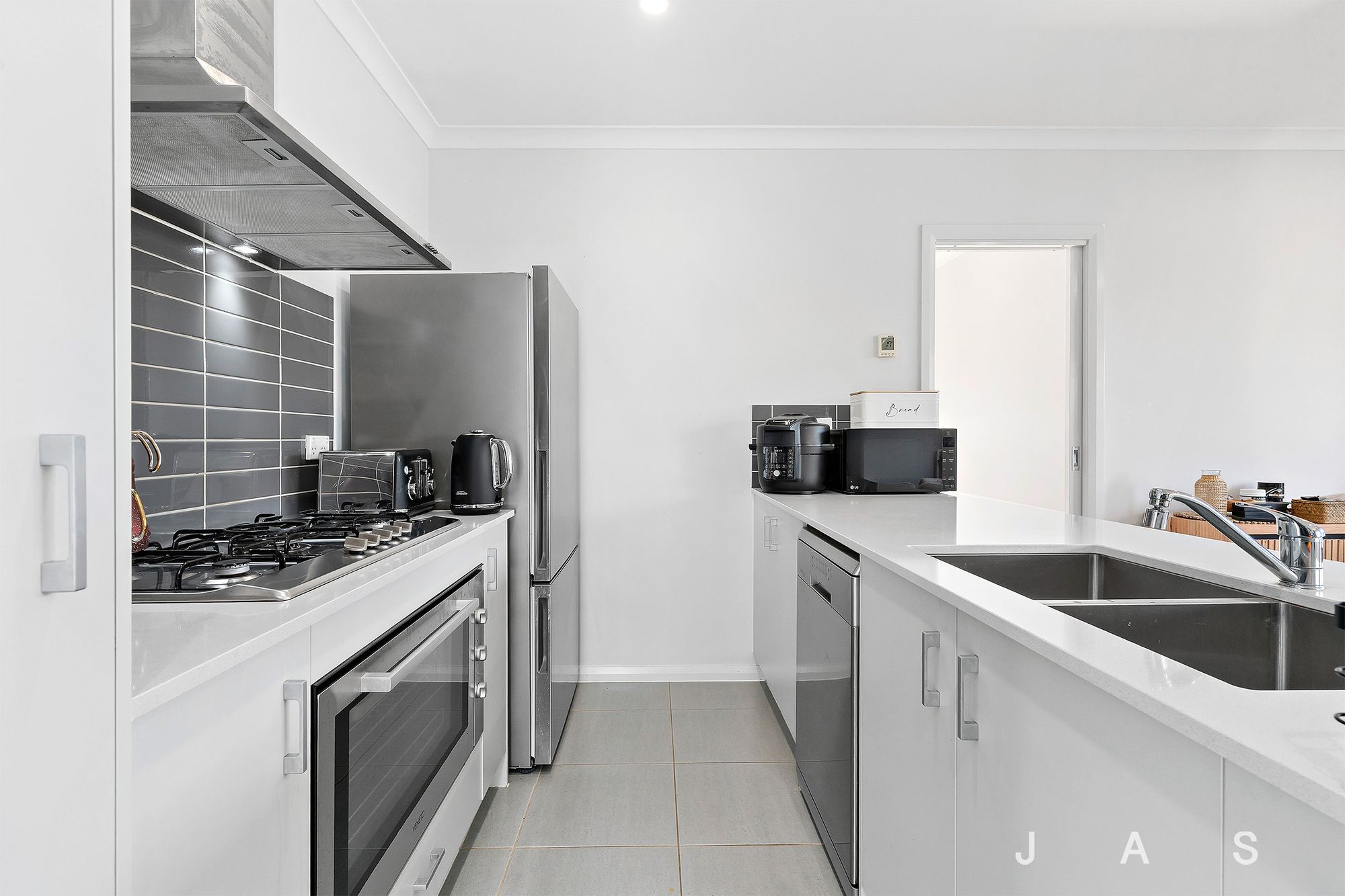 3/4 Camperdown Avenue, Sunshine North, Sunshine North - Thumbnail 5