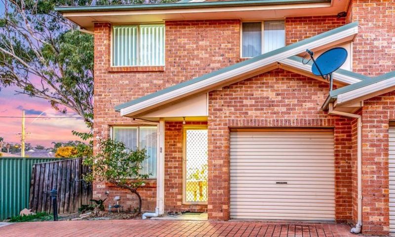 8/2 Charlotte Road, Rooty Hill