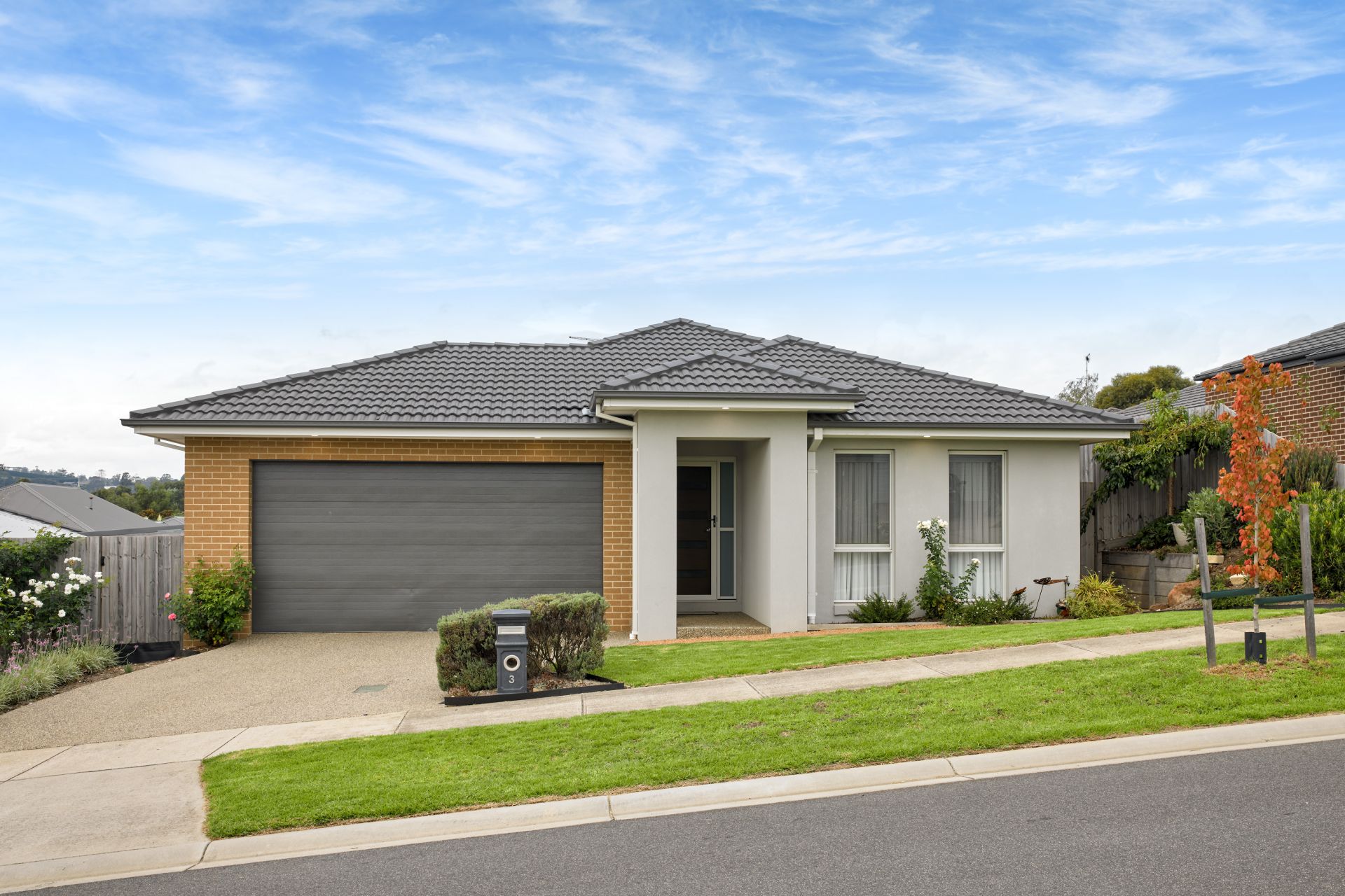 3 Wakeful Crescent, Drouin VIC, Drouin - Thumbnail 2