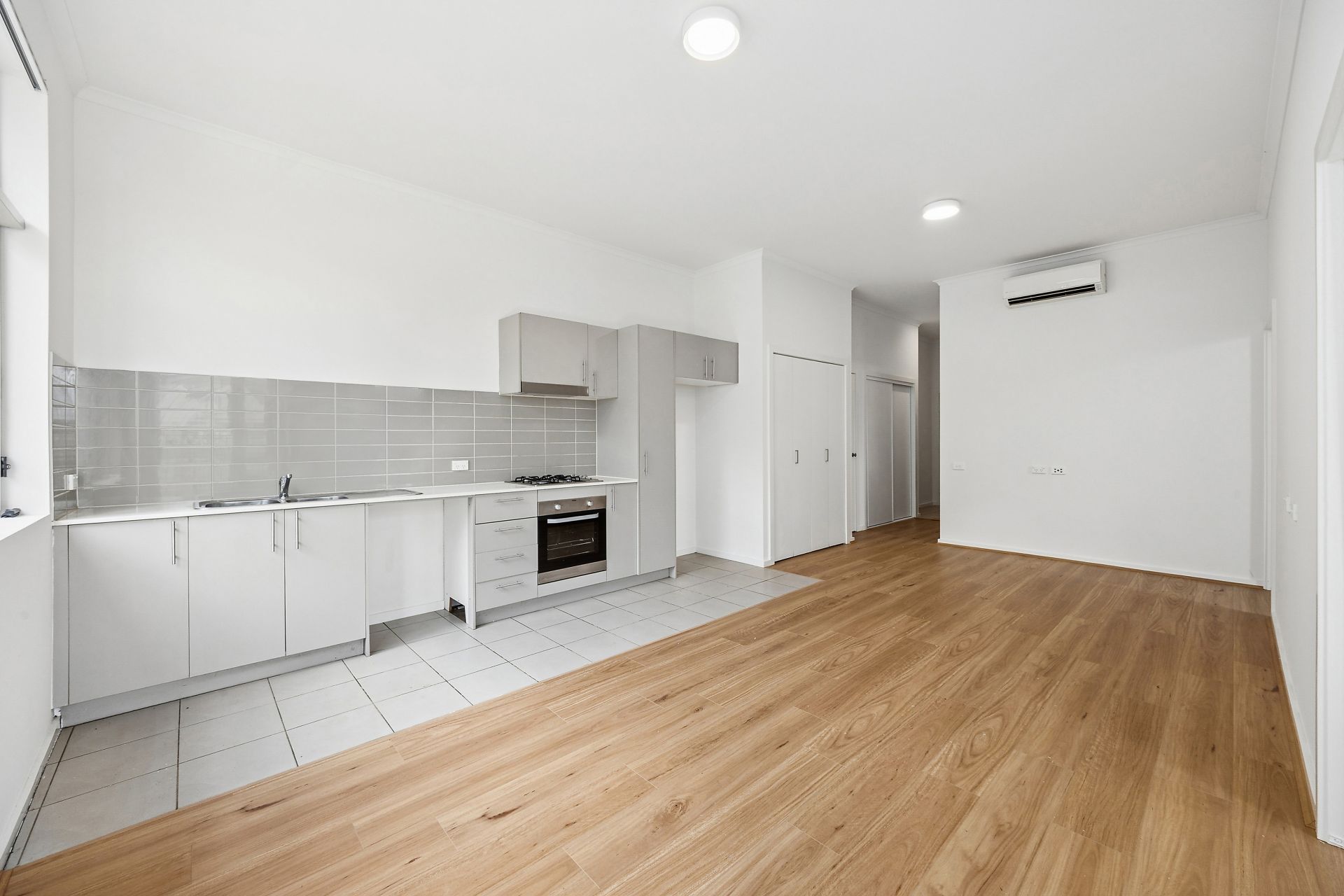 40/134 Flemington Road, Harrison, Harrison - Thumbnail 4