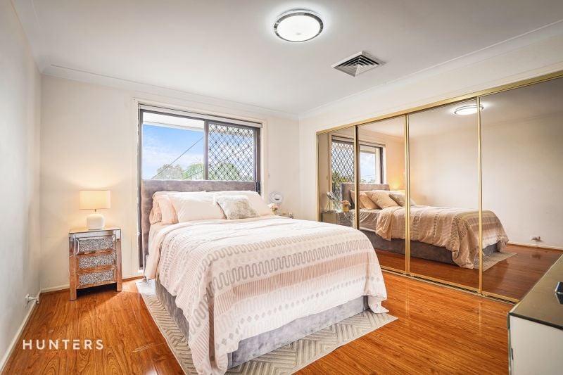 4 Elayne Place, Guildford