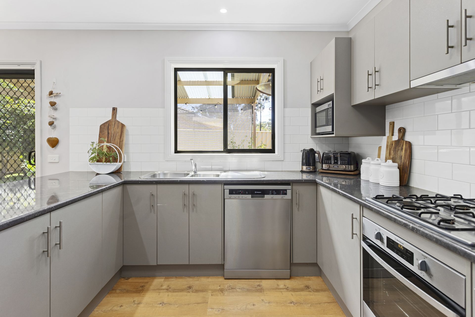 12 Amber Court, East Bendigo, East Bendigo, East Bendigo - Thumbnail 8