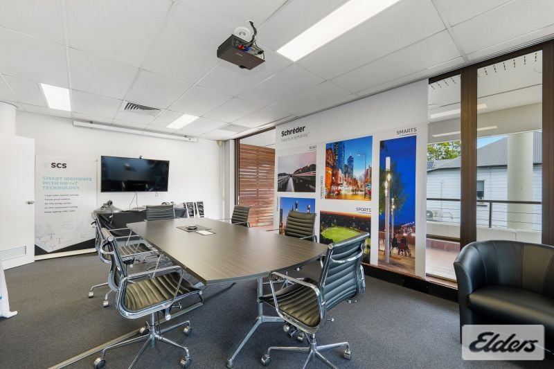 141 Logan Road, Woolloongabba