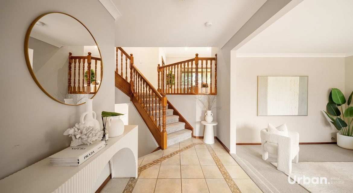 Glen Alpine 15 Gledswood Place