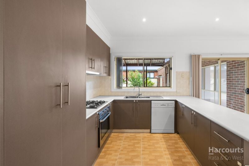 10 Lyons Avenue, Burnside Heights