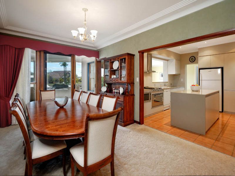 102 Belgrave Esplanade, SYLVANIA WATERS, Sylvania Waters - Thumbnail 7