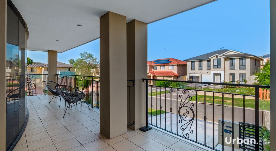Casula 41 Roth Street