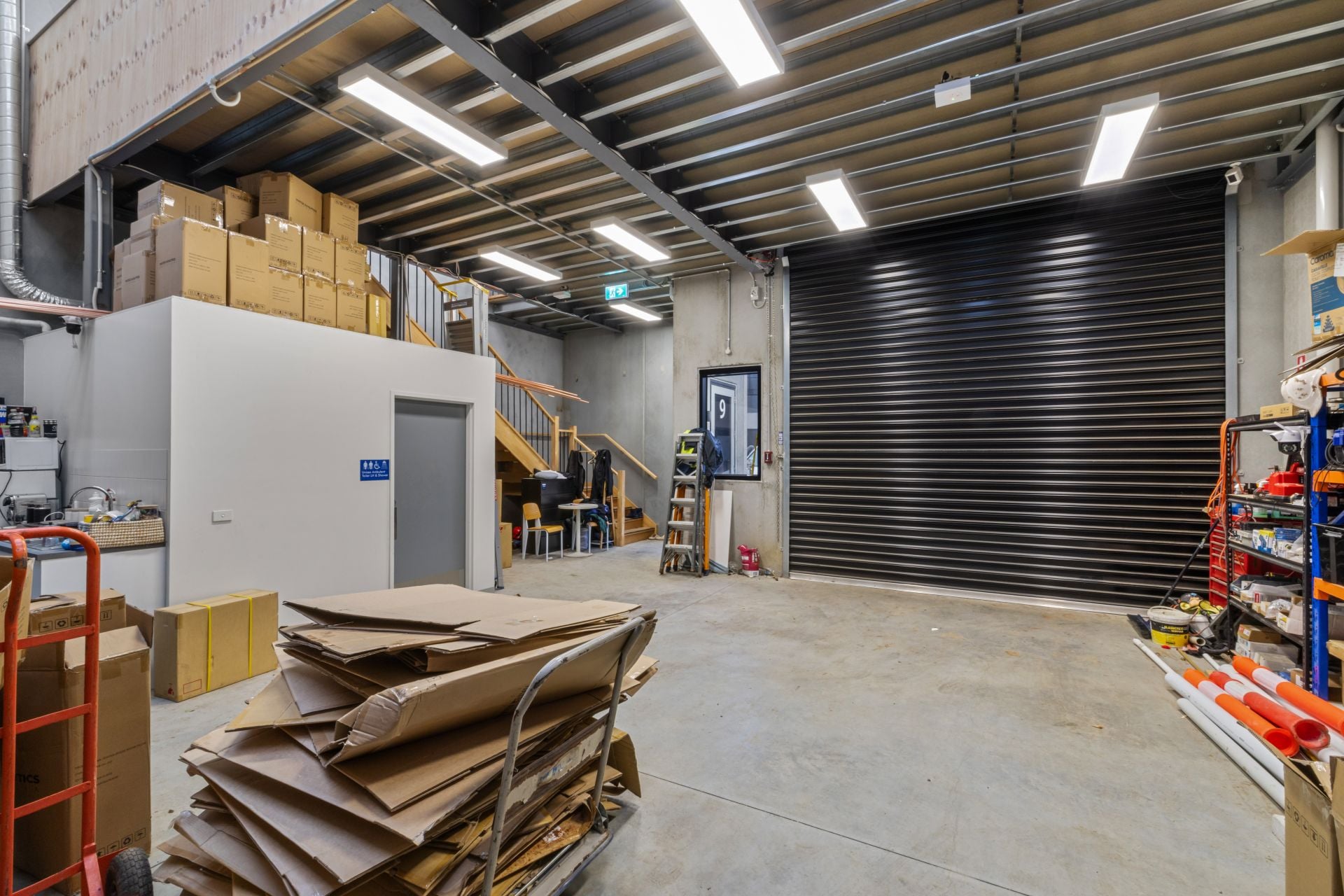OCCUPY OR INVEST:
Versatile Warehouse + Office – Move In Ready!