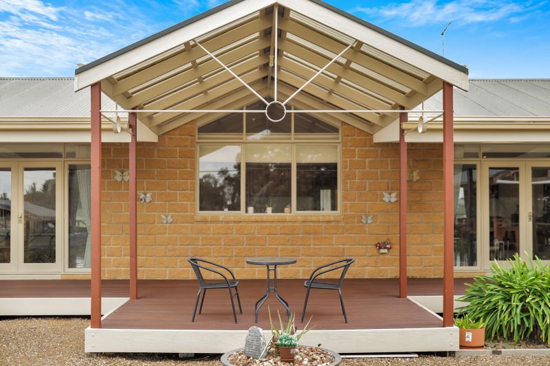 30 Forest Red Gum Drive, Mickleham