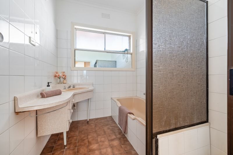 26 Sturdee Street, Reservoir