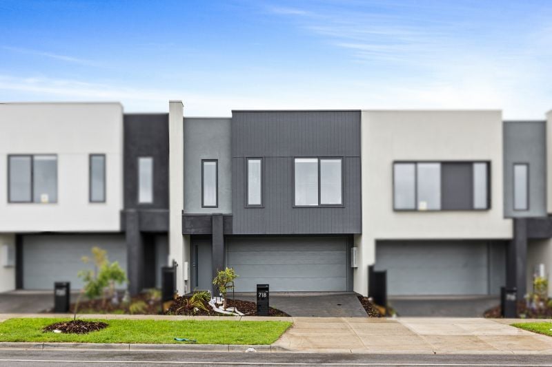 718 Grand Boulevard, Mickleham