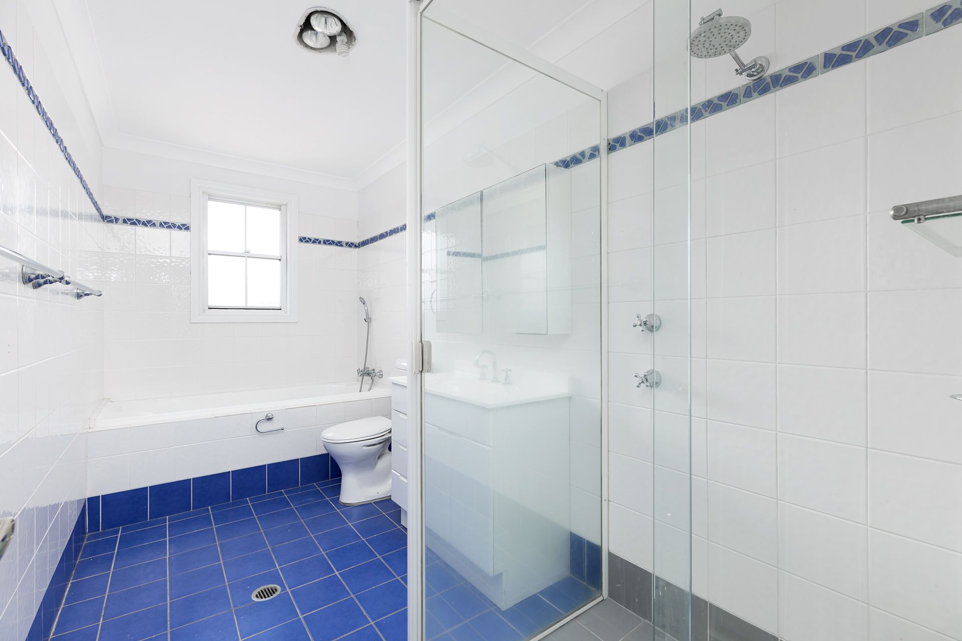 24 Wingello Road MIRANDA 2228