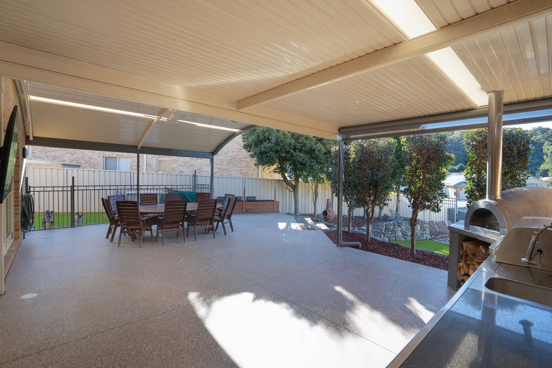 3 Bottlebrush Grove, Caves Beach - Thumbnail 5