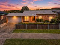 6 Stirling Drive, Lakes Entrance VIC, Lakes Entrance - Image 1