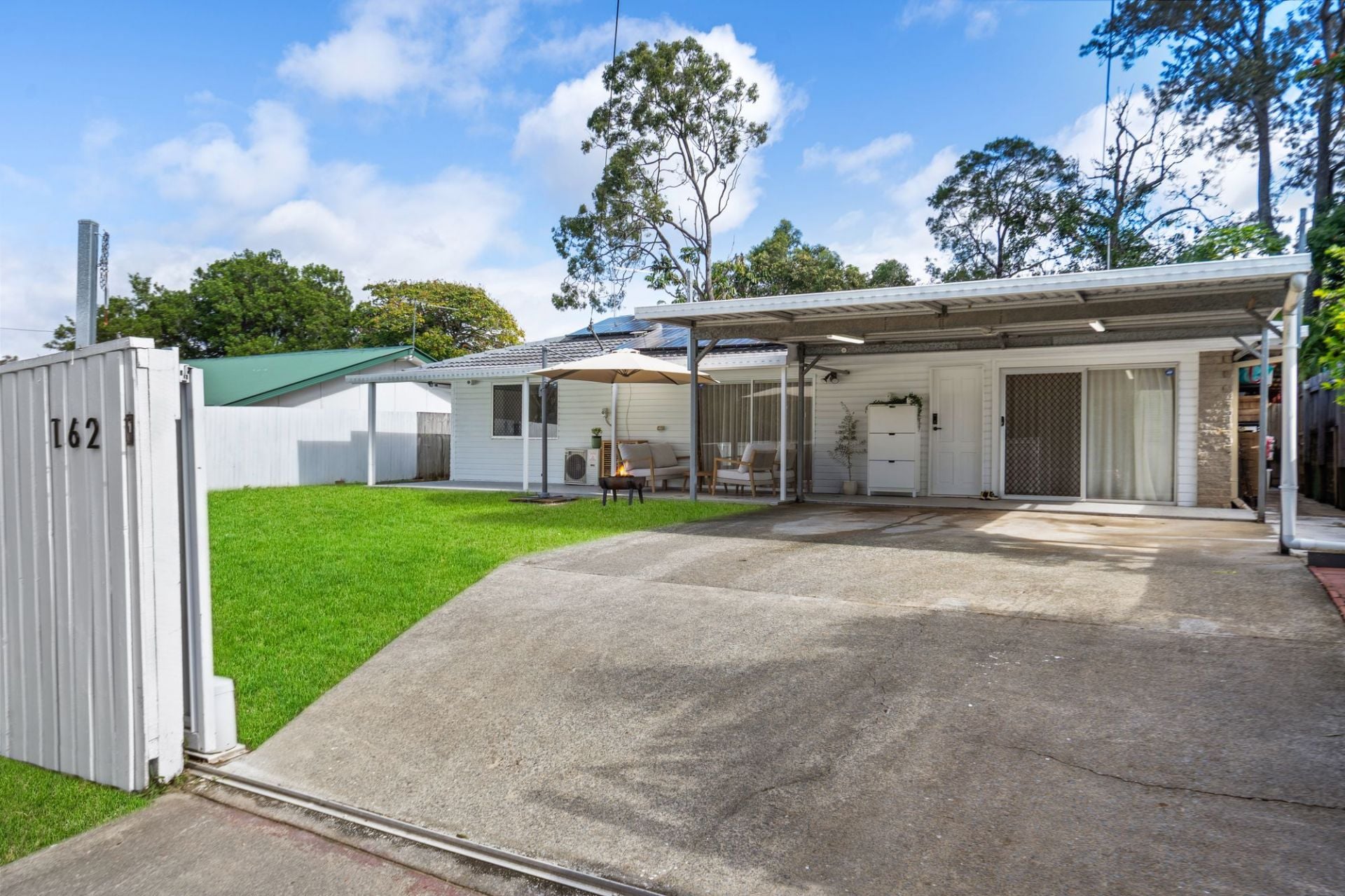 162 Meakin Road Slacks Creek QLD, Slacks Creek - Image 1