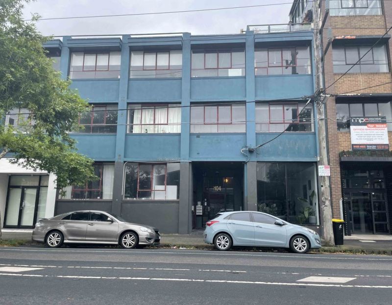 Timeless Warehouse Living in the Heart of Collingwood