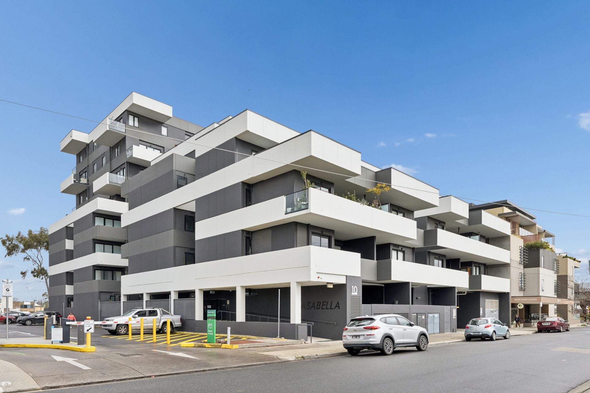 An Inner City Dream For The First Home Buyer, Down-Sizer Or Investor