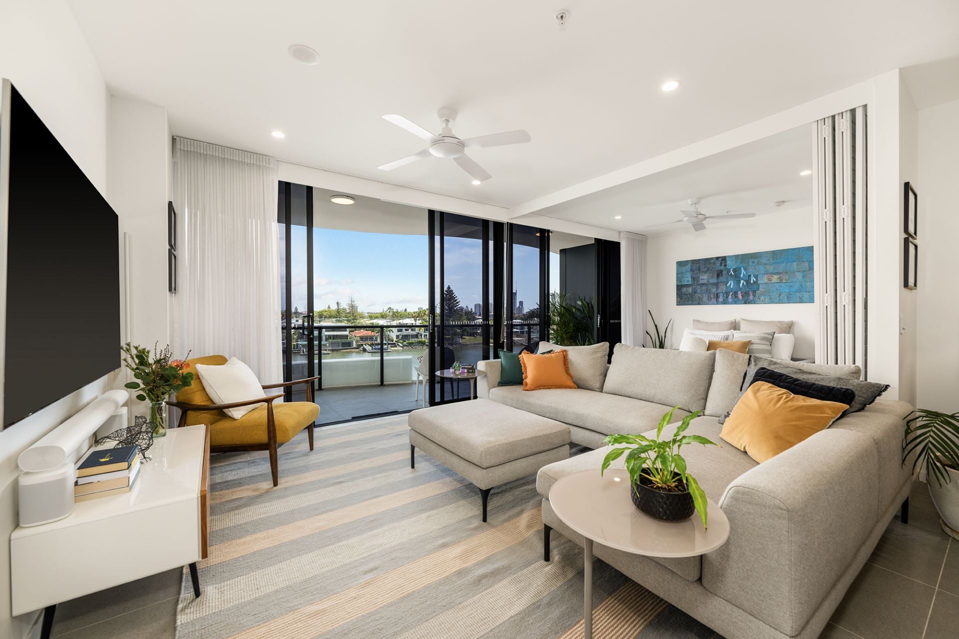 405/15-17 Cannes Avenue, Surfers Paradise - Thumbnail 6