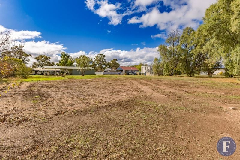 35/37 Oberon Street, Eugowra NSW, Eugowra - Image 1
