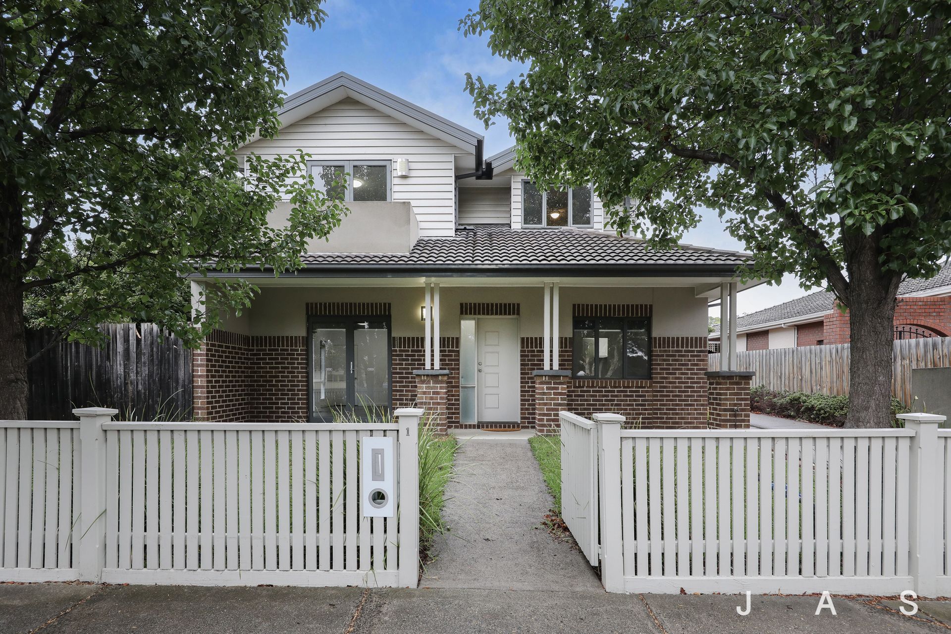 1/3 Mary Street Spotswood VIC, Spotswood - Thumbnail 2