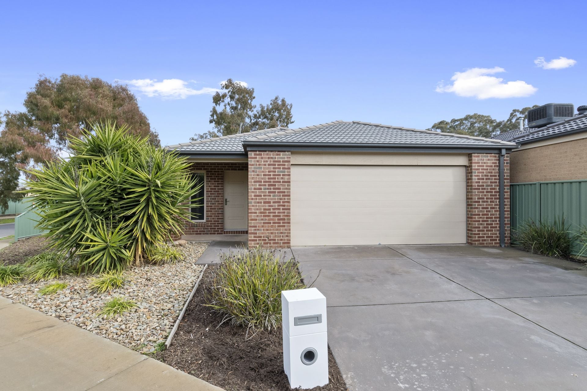 31 Caulfield Drive, Ascot, Ascot, Ascot - Thumbnail 2