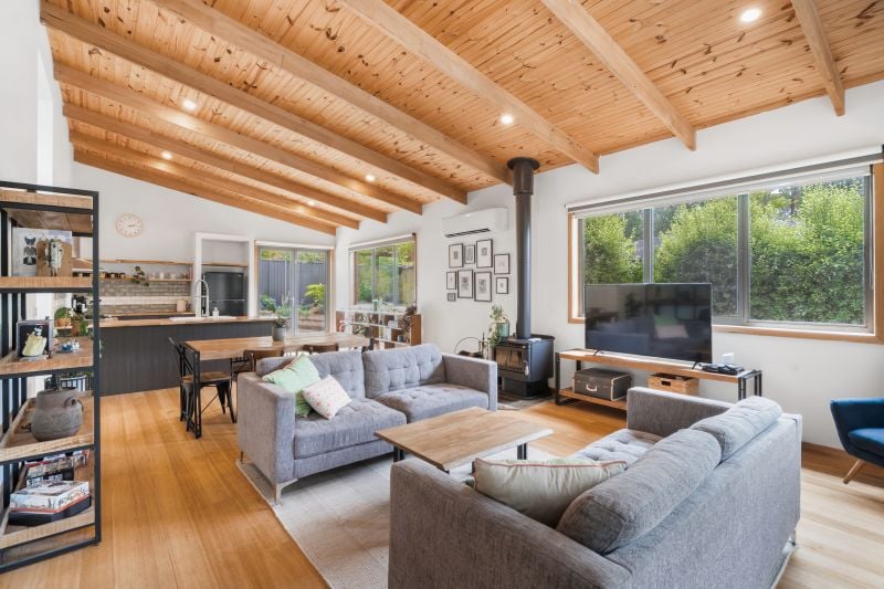 67 Whittlesea-Kinglake Road, Kinglake