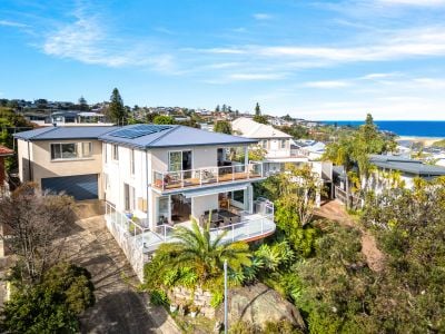 North Curl Curl - 5 Bellevue Place