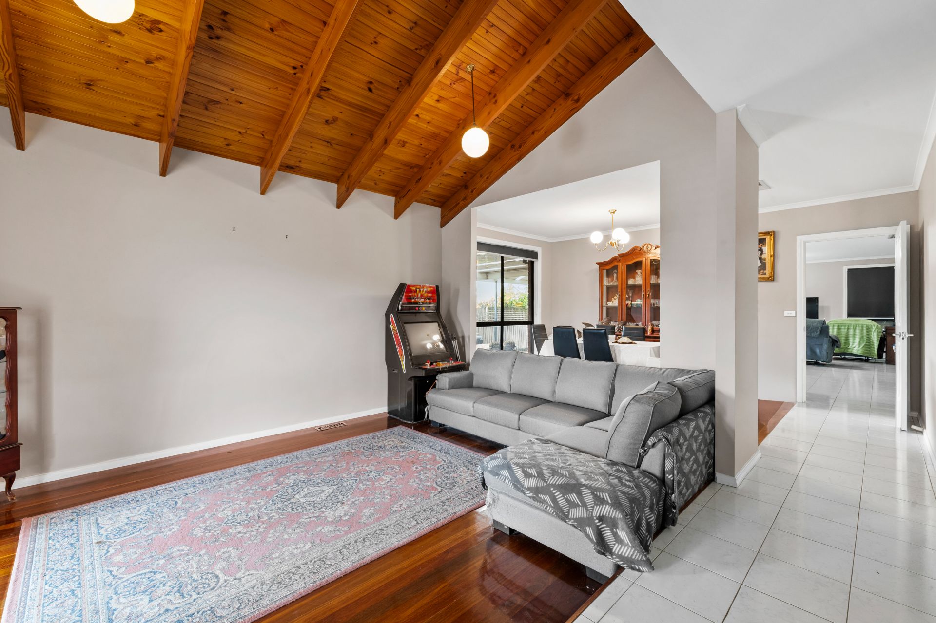 Spacious Living & Entertaining In A Prime Position