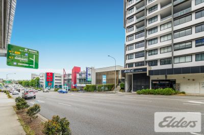 WHOLE BUILDING OPPORTUNITY DIRECTLY OPPOSITE RBWH!