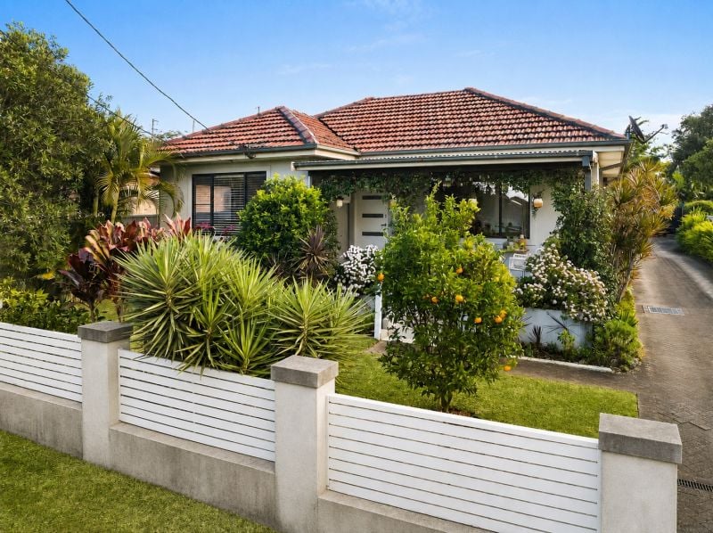 2/73 Yathong Road, Caringbah - Image 1