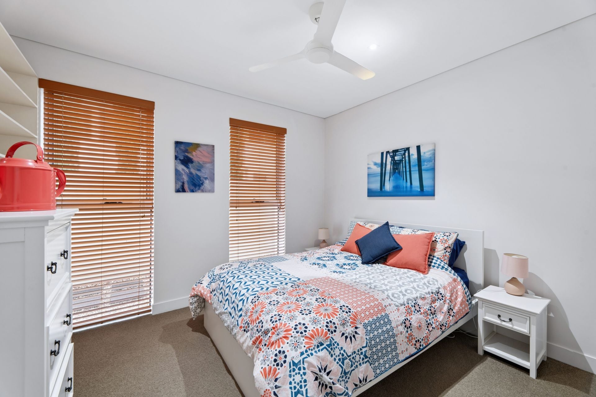 2/19 Paradise Island, Surfers Paradise - Image 1