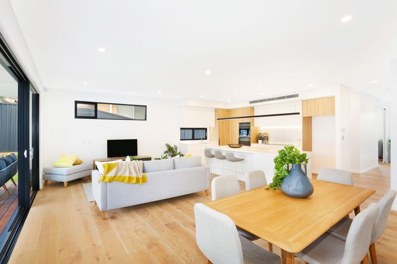 24b Woodward Avenue, CARINGBAH SOUTH, Caringbah South - Thumbnail 2