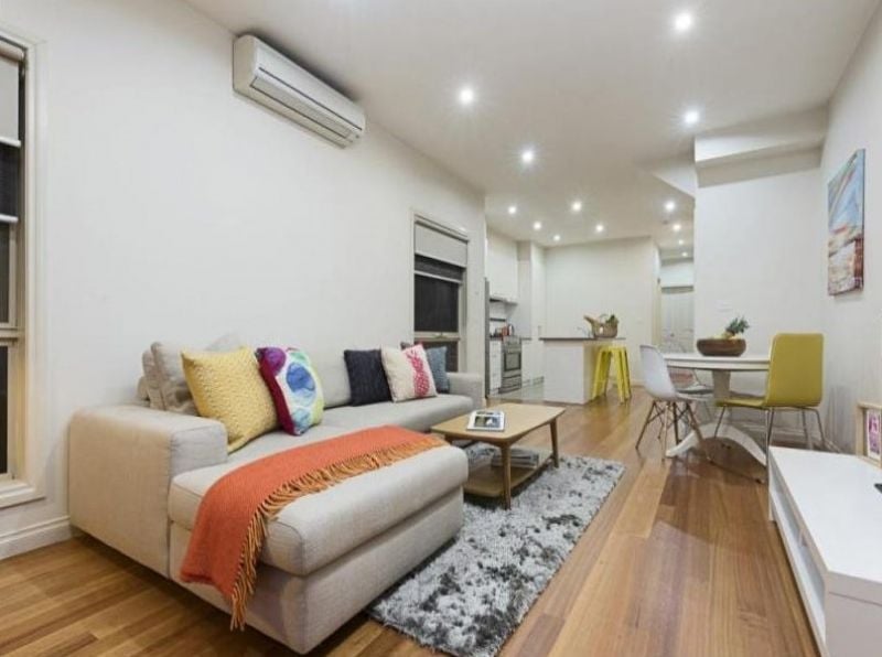 2/31 Schild Street, Yarraville - Thumbnail 2
