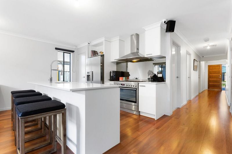 28 Balerno Way, Mernda