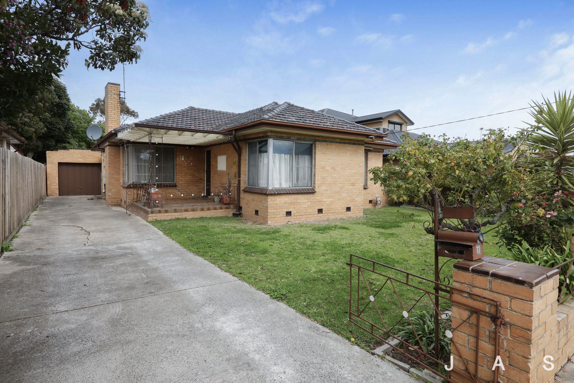 11 Emu Road Maidstone VIC, Maidstone - Thumbnail 3