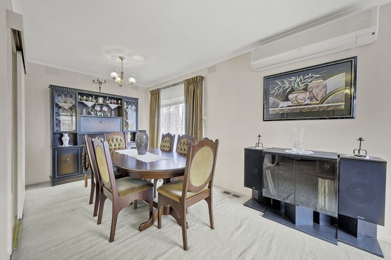 217 The Boulevard, Thomastown