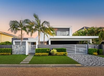 A Masterpiece of Modern Coastal Luxury
