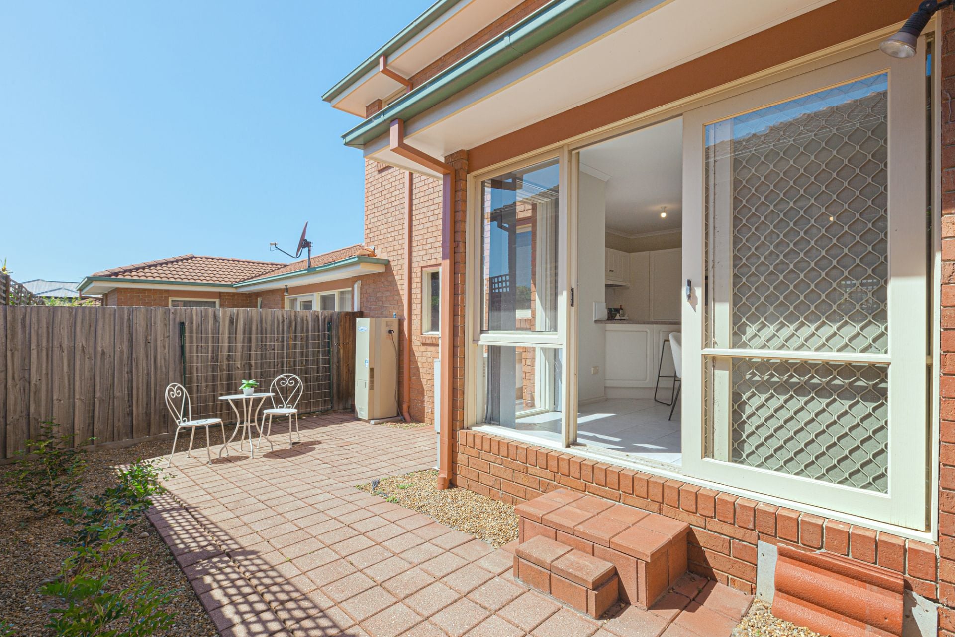 3/10 Simpsons Road, Box Hill, Box Hill - Thumbnail 6