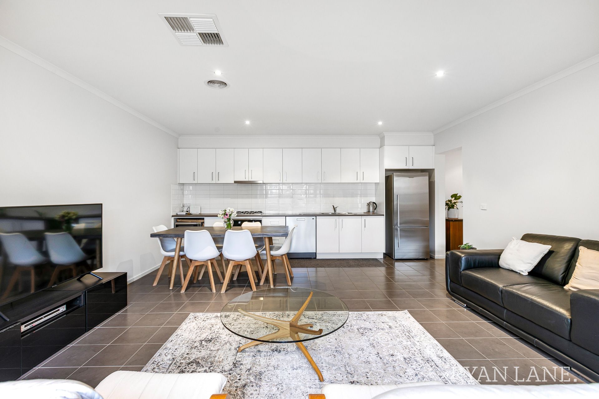 4/15-16 Davis Court Altona Meadows VIC, Altona Meadows - Thumbnail 3