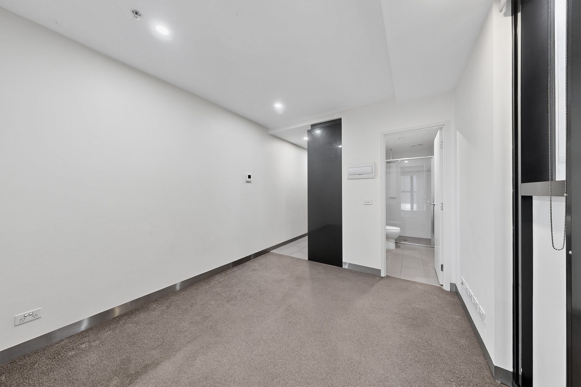 402/33 Clarke Street, Southbank - Thumbnail 6