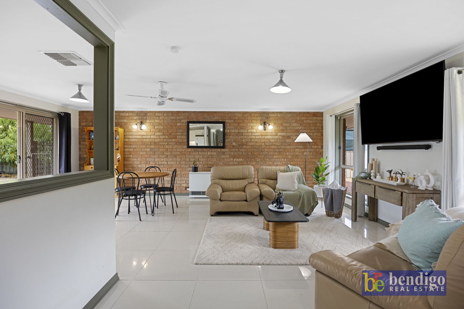 48 Olympic Parade Kangaroo Flat VIC, Flat - Thumbnail 2