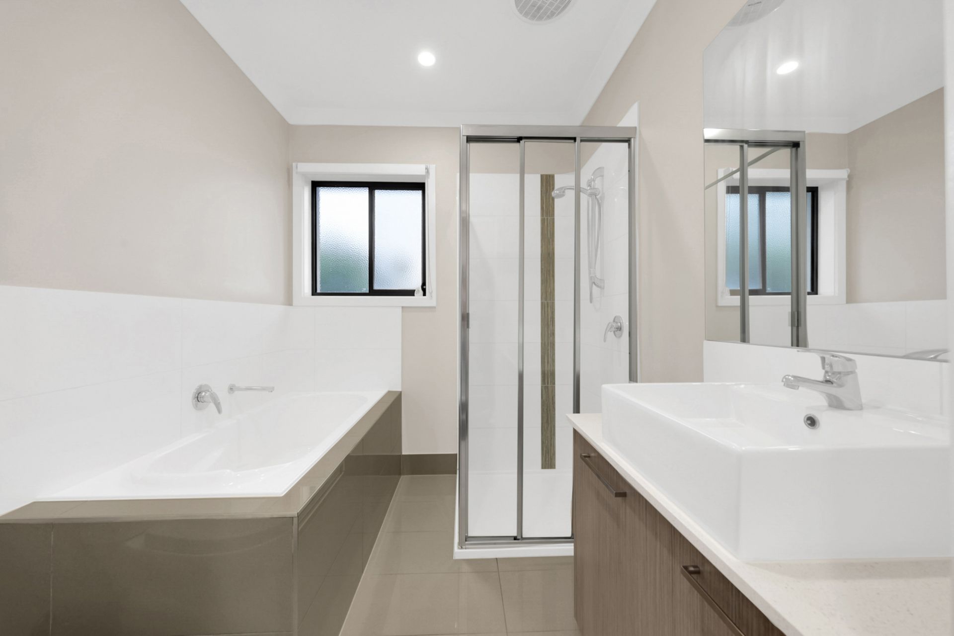 Contemporary Style, Low-Maintenance Appeal